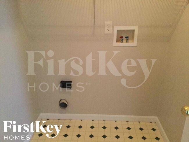 Building Photo - 10729 Newgate Ln