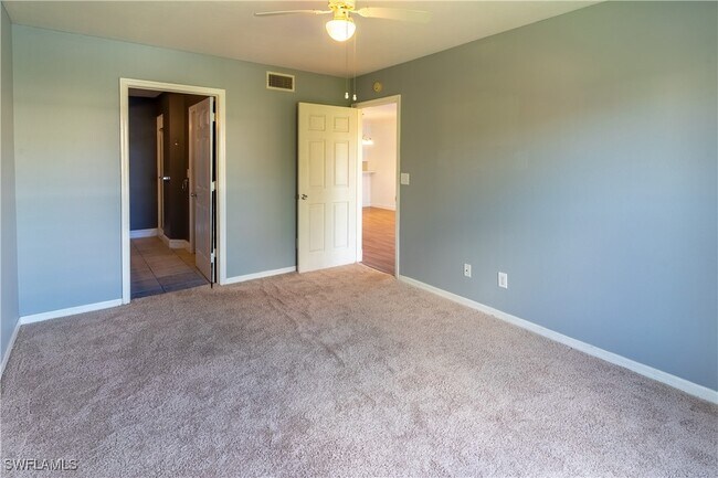 Building Photo - 108 Pebble Shores Dr