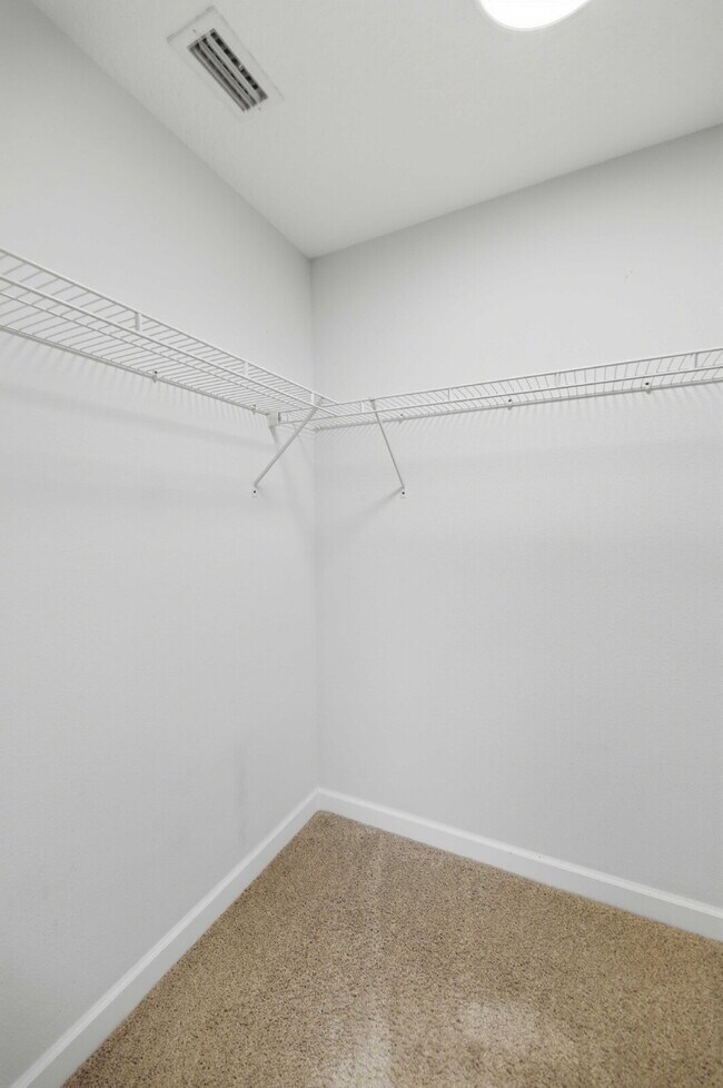 Building Photo - 3BR Summerfield Rental | Granite Kitchen | Covered Porch | $1,800 | Available Now