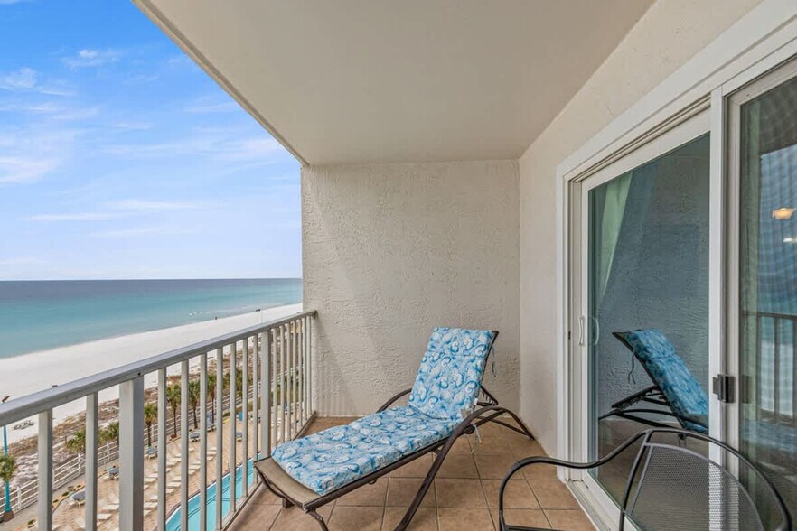 Building Photo - 8743 Thomas Dr