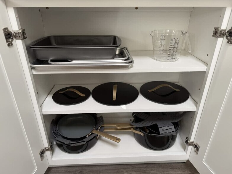 Building Photo - 4 Auburn Ave Ext