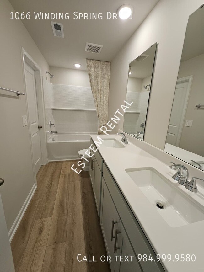 Building Photo - 1066 Winding Spg Dr