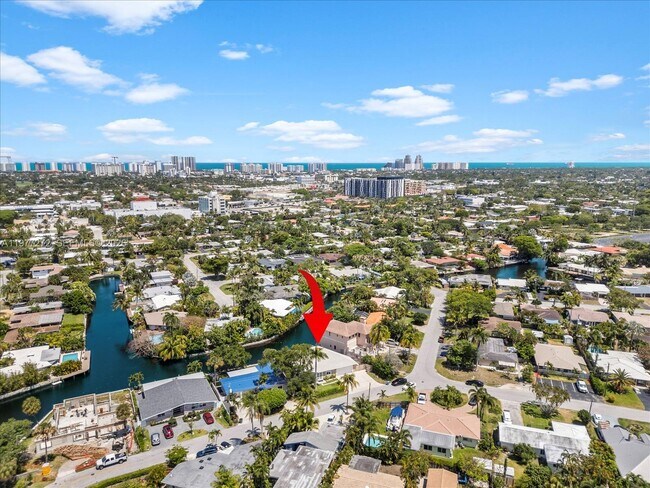 Building Photo - 3510 NE 17th Ave