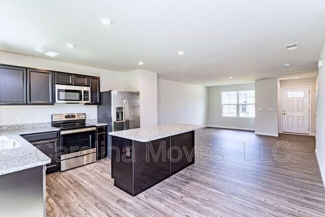 Building Photo - 303 Maplestead Farms Ct