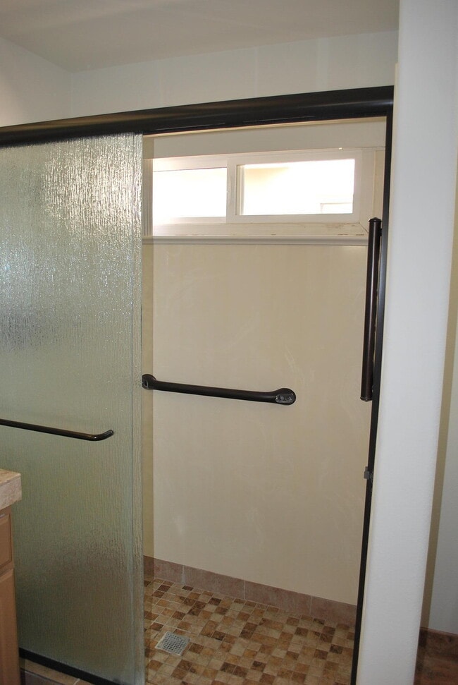 Building Photo - 78900 Champagne Ln