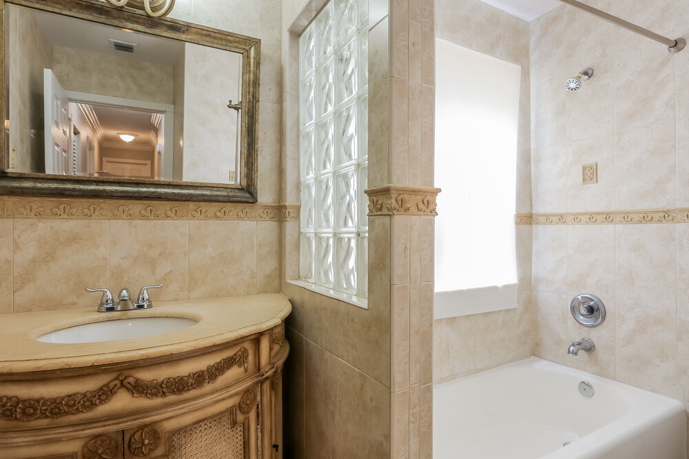 Building Photo - 11235 NW 43rd Pl