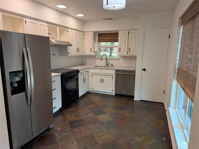 Building Photo - 3410 Timberline Dr
