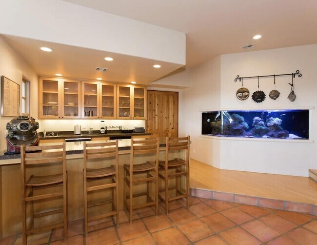 Building Photo - 3756 Foothill Rd