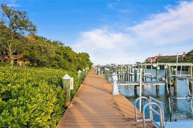 Building Photo - 2741 Via Cipriani