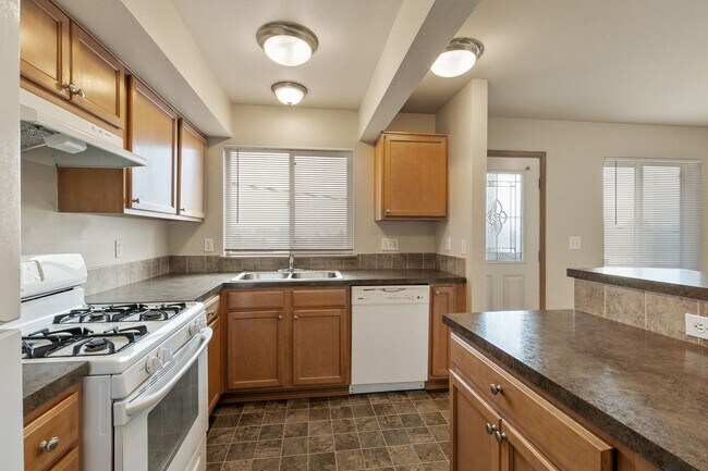 Building Photo - RP26