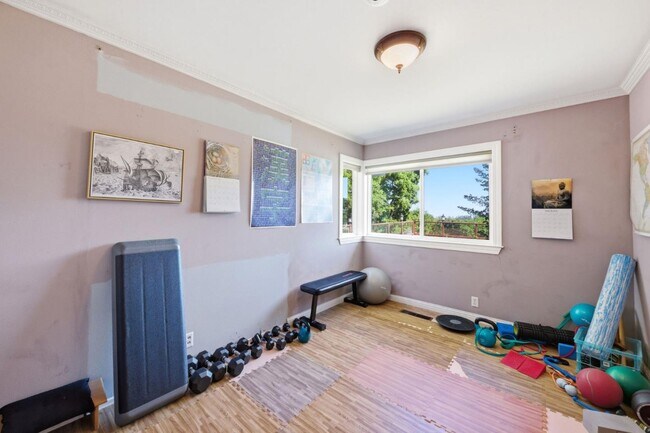 Building Photo - 25 Warmwood Way