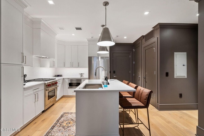 Building Photo - 19 Washington St