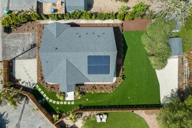 Building Photo - Exquisite Custom ADU in Santa Barbara – Pr...