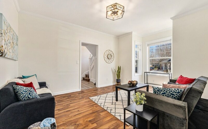 Building Photo - 1100 Hovey St SW