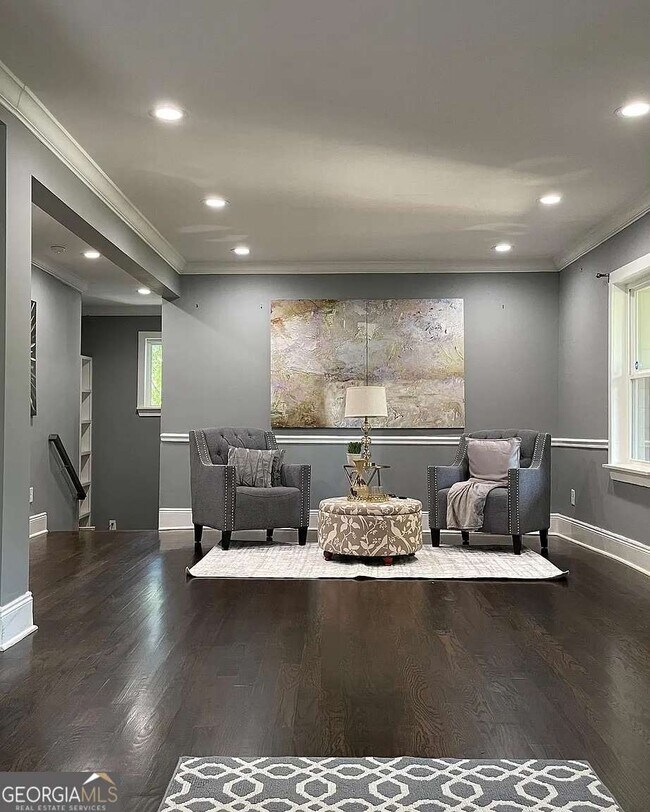 Building Photo - 1433 Merriman Ln NE