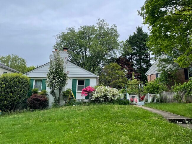 Primary Photo - 8614 Ridge Rd