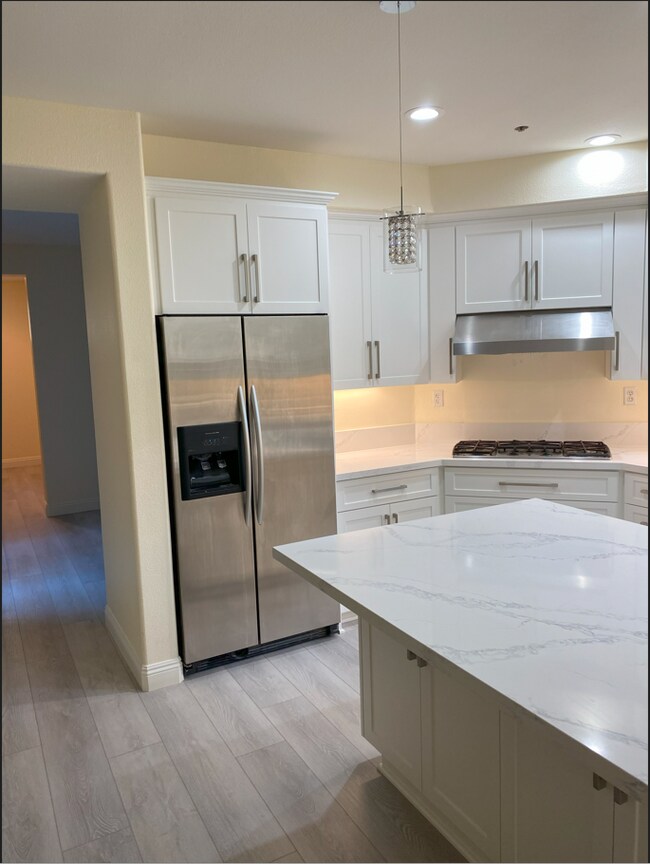 Kitchen - 77 Winding Way