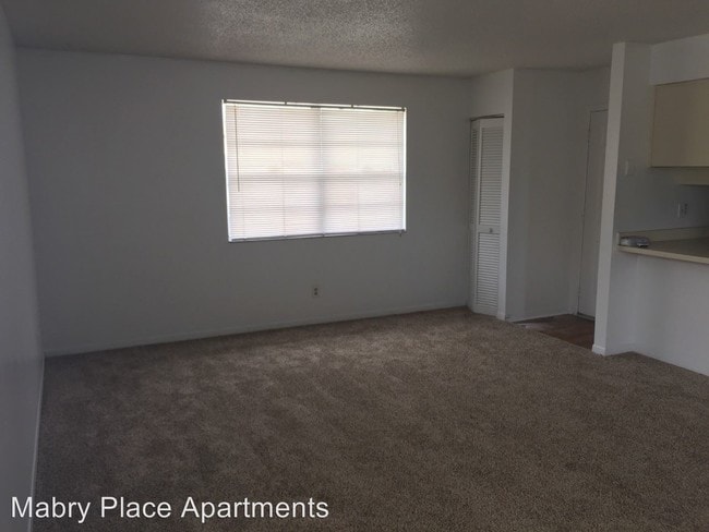 Building Photo - 5715 S Dale Mabry Hwy