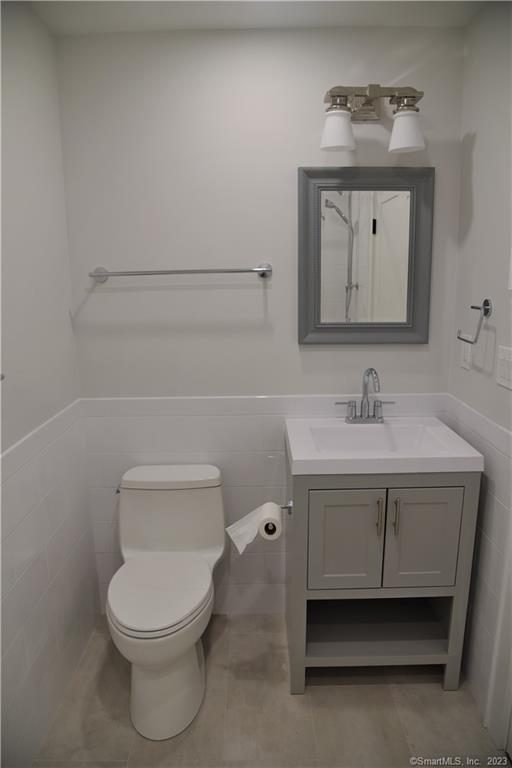 Building Photo - 32 Deer Hill Rd