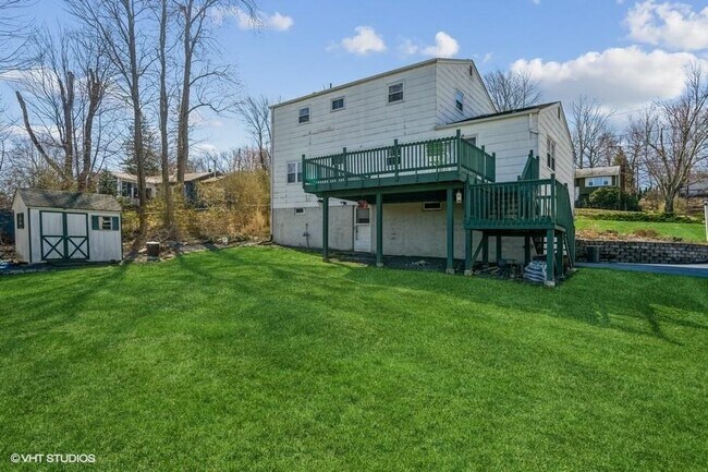 Building Photo - 126 Linden Ln