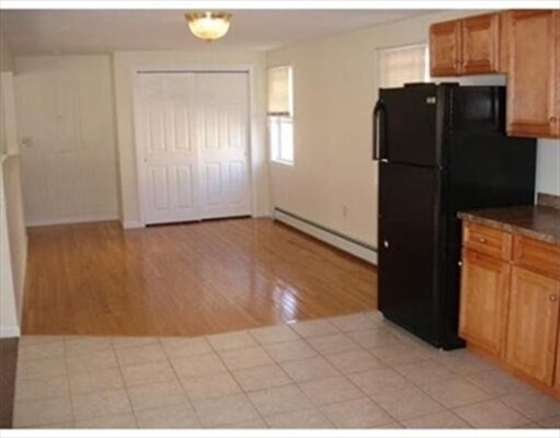 Building Photo - 20 Church St