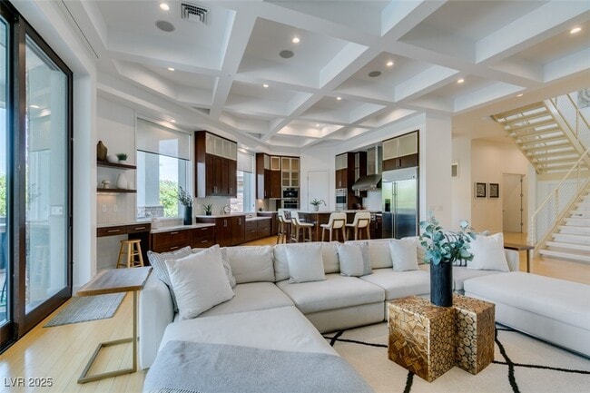 Building Photo - 483 Toucan Ridge Ct