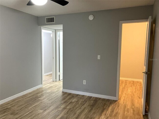 Building Photo - 11703 Raintree Village Blvd