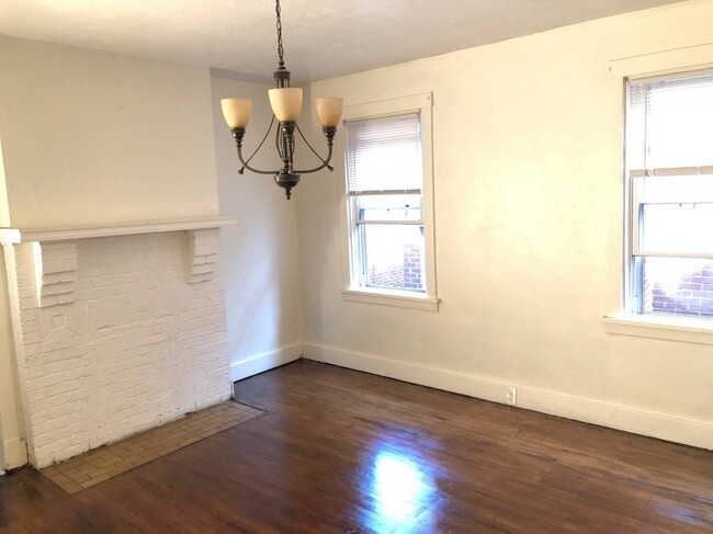 Building Photo - 7403 Schoyer Ave