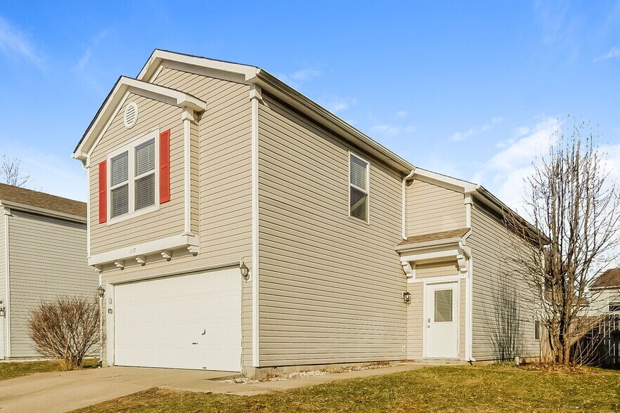 Building Photo - 1107 Crescent Dr