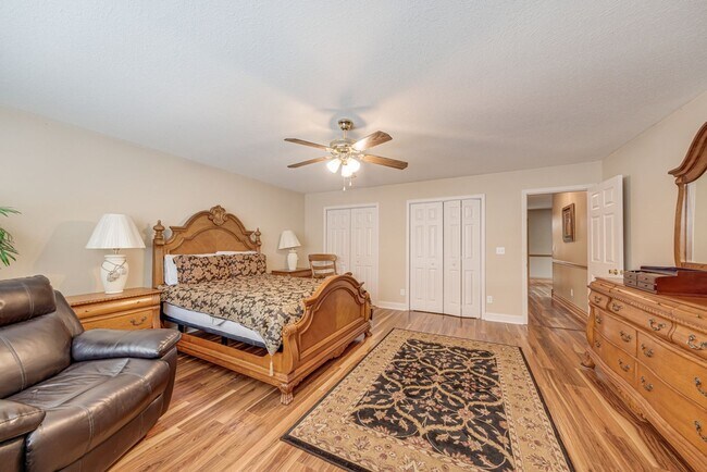 Building Photo - 2923 Rutherford Dr