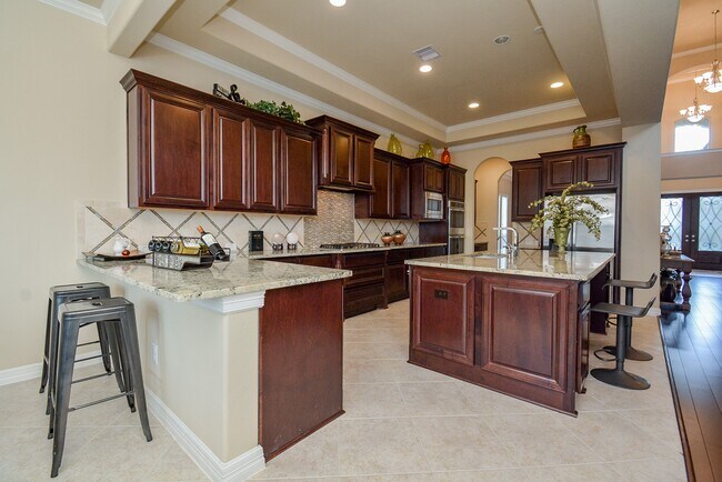 Building Photo - 6302 Kennedy Hills Ct
