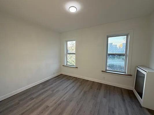 Building Photo - 117 Corbin Ave