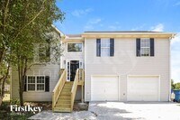 Building Photo - 212 Station Way