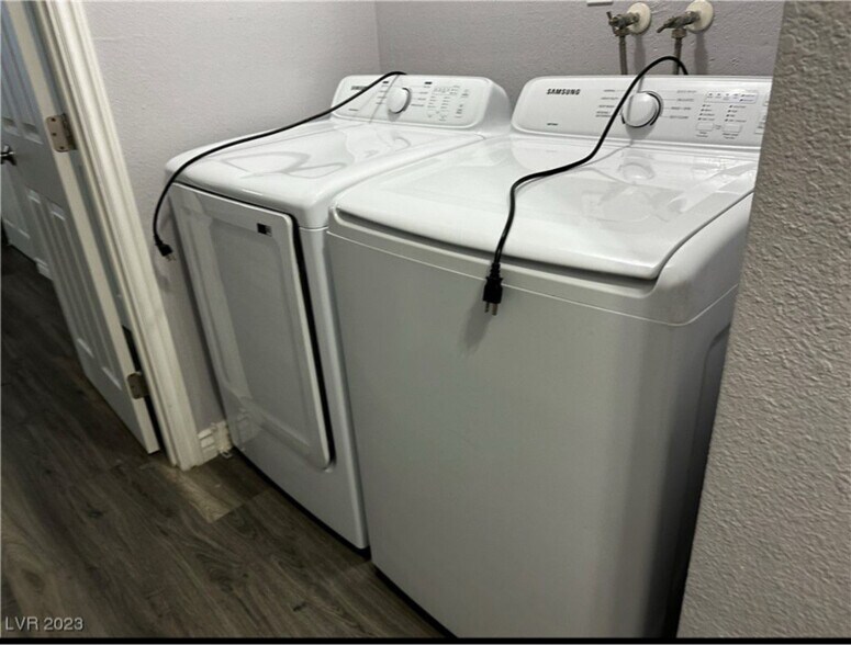 Building Photo - 3915 Cll Tereon