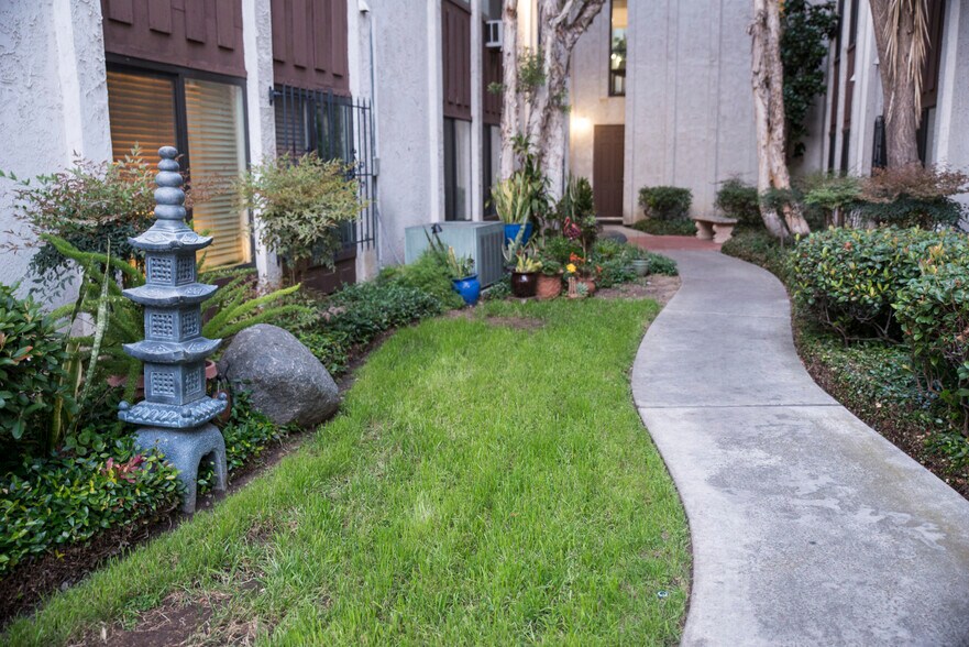 Building Photo - 3796 Alabama St