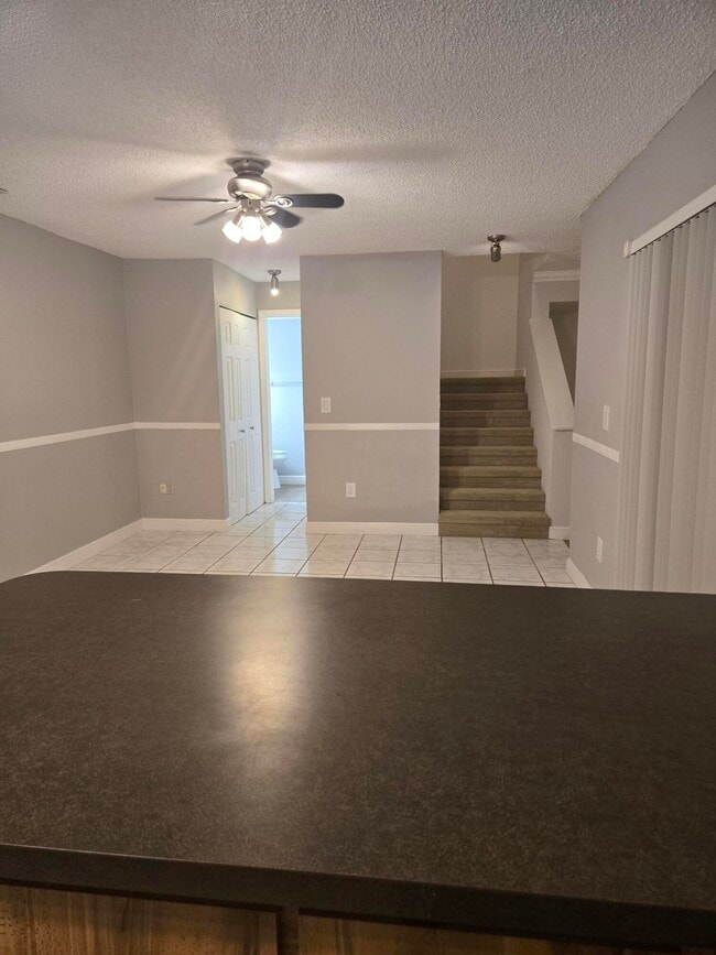 Building Photo - 4844 Alder Dr