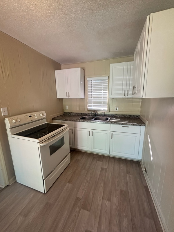 Building Photo - 207 Jackson St