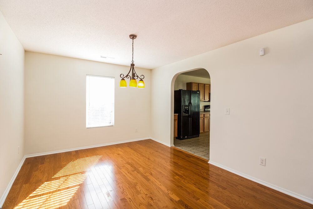 Building Photo - 912 Mailwood Dr