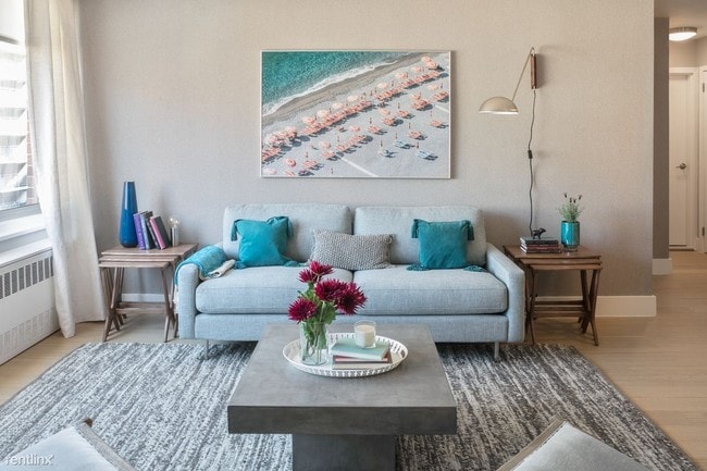 Building Photo - 470 2nd Ave