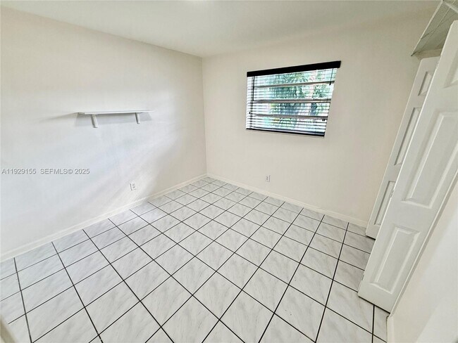 Building Photo - 8855 SW 17th Terrace