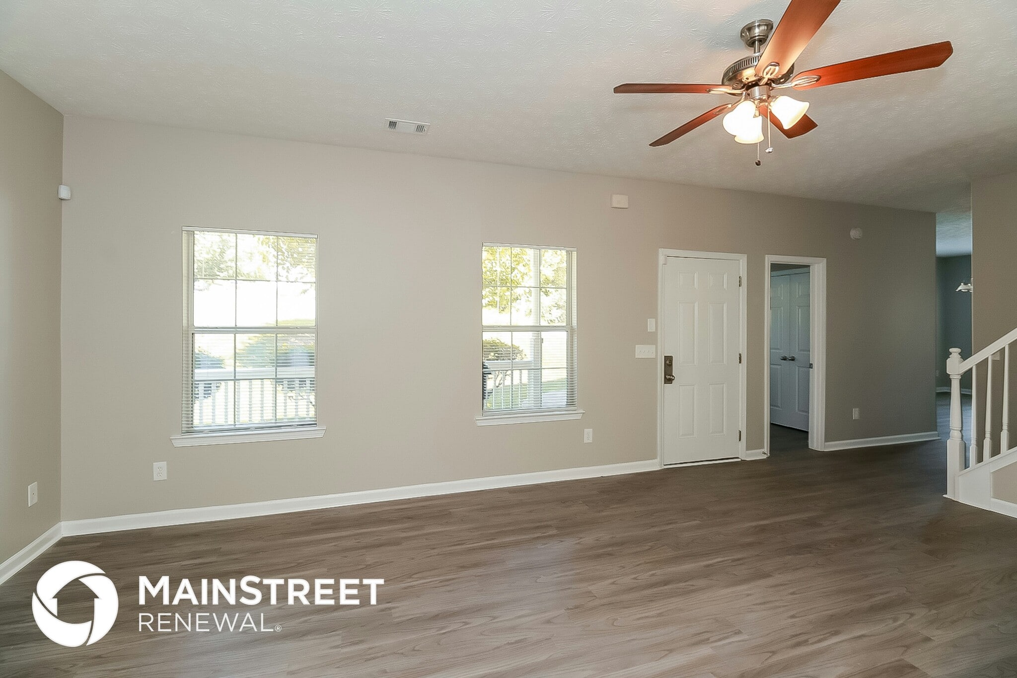 Building Photo - 4062 Robin Cir