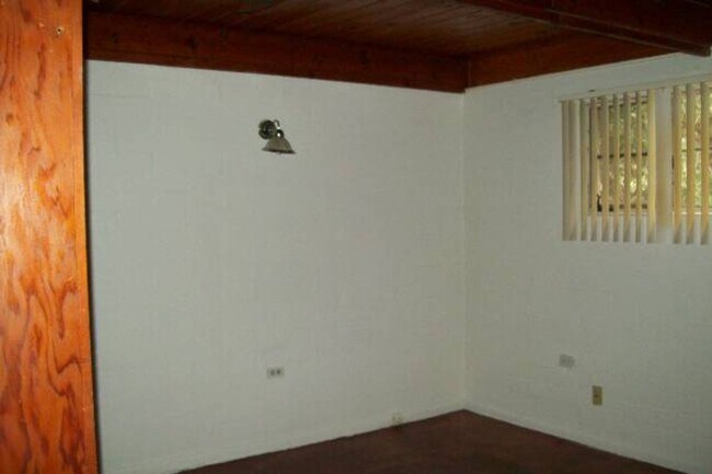 Building Photo - 2123 W Hu Esta Dr