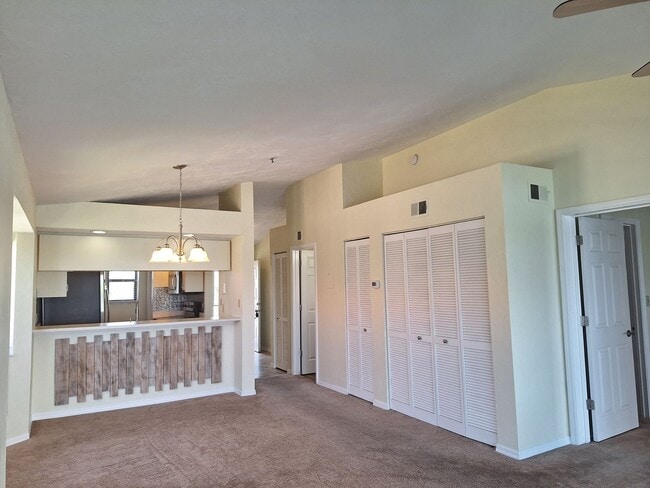 Building Photo - BOUCHELLE ISLAND - RIVERFRONT 2BR 2BA CONDO!!