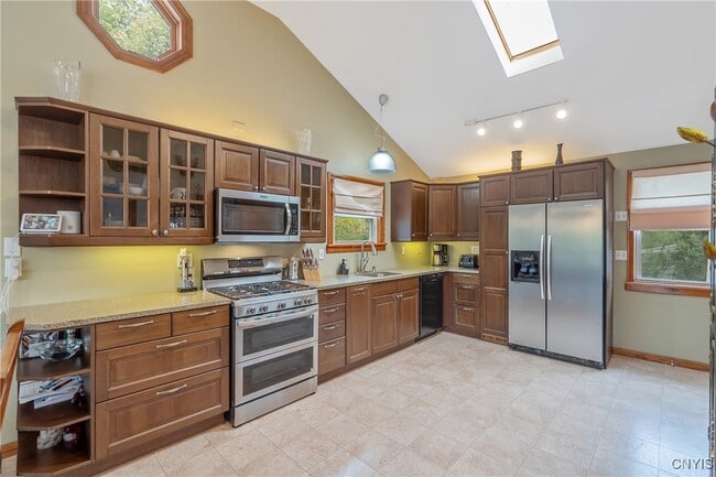 Building Photo - 3354 Hayes Rd