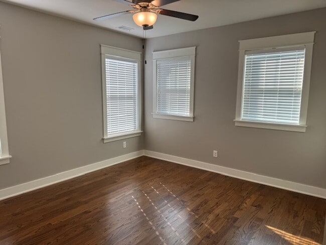 Building Photo - Beautiful custom home in East Nashville!