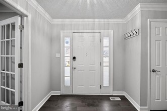 Building Photo - 7609 Croydon Pl