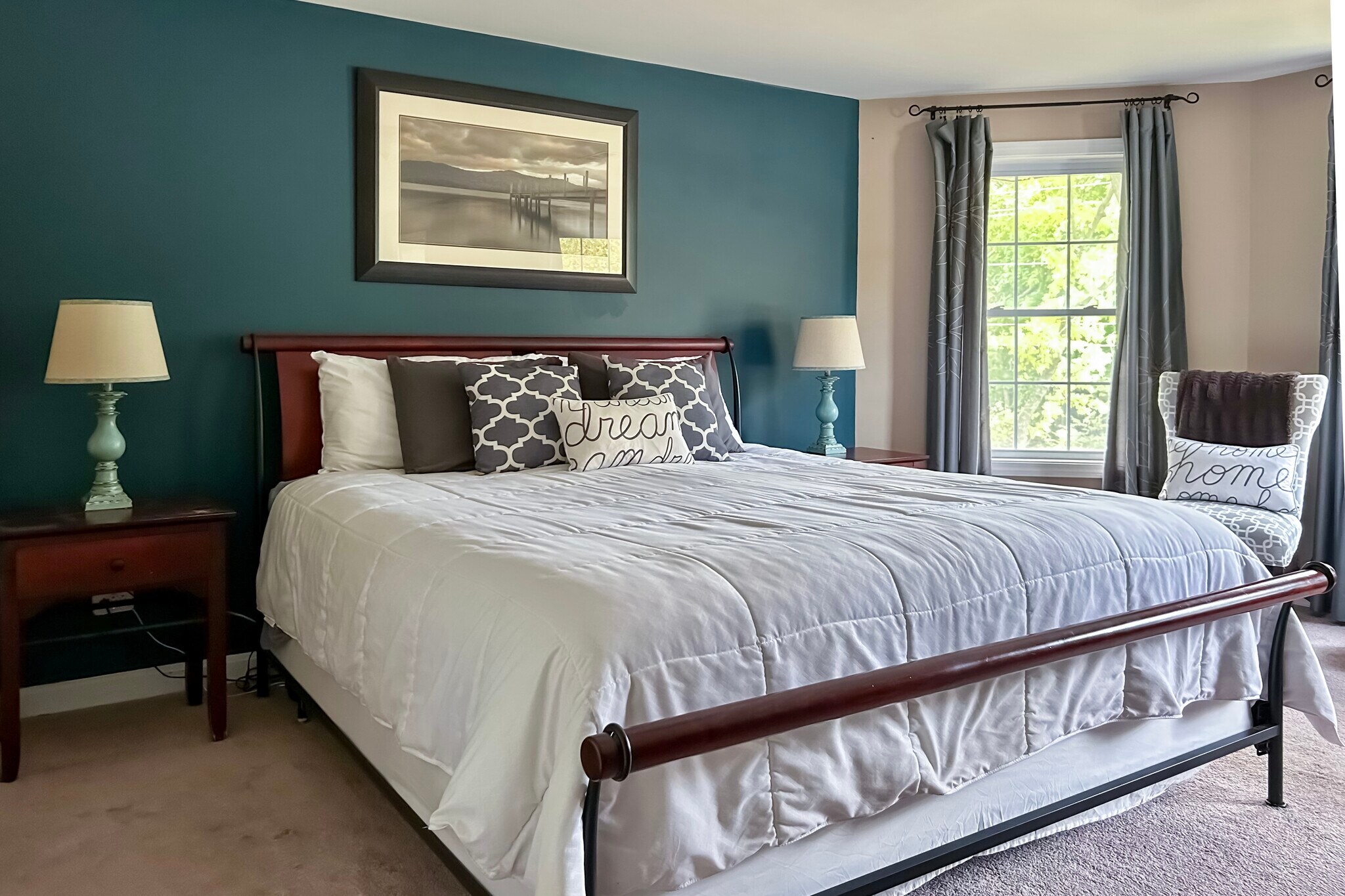 Master bedroom with California King - 278 Harrison St