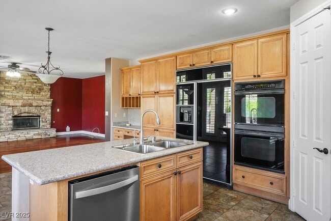 Building Photo - 1813 Country Meadows Dr