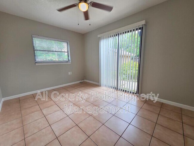 Building Photo - 2802 Geoffrey Dr