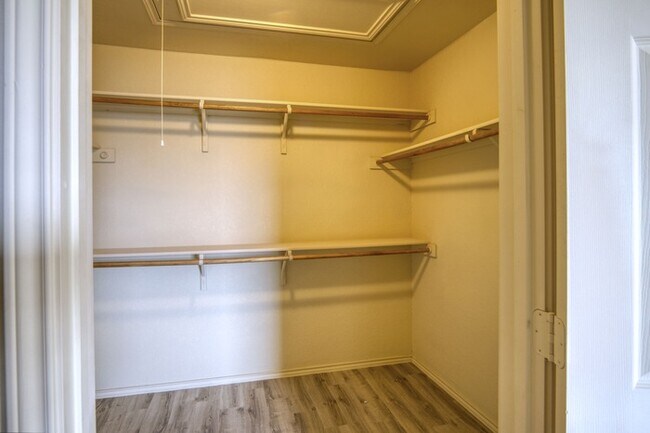 Building Photo - Enclave at Northeast Crossing - 7615 Millc...